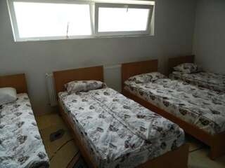 Гостевой дом Cazare Vio Клуж-Напока Четырехместный номер-1